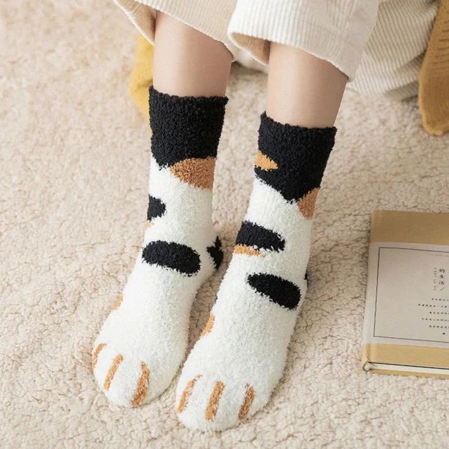 Kawaii dessin animé chaussettes blanches pour femmes mignon 3d 2